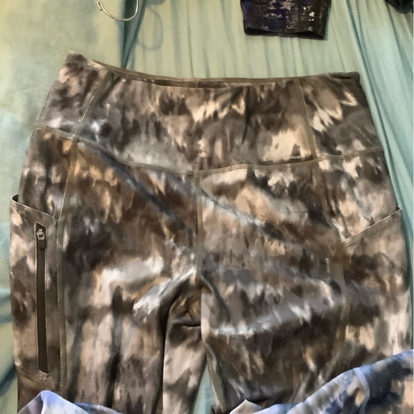 High waist capris, tight leggings, M, Eddie Bauer - Picture 8 of 9